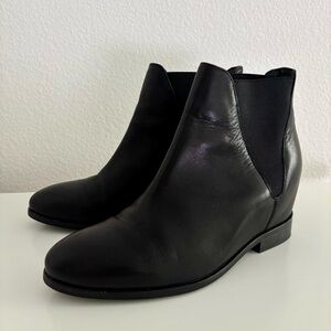 United Colors of Benneton boots